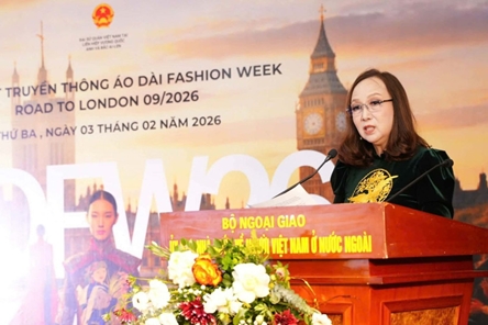 Ao Dai Fashion Week London scheduled for September